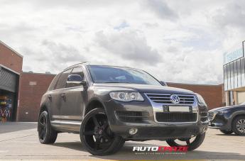 VOLKSWAGEN TOUAREG IFG 8 FLAT BLACK